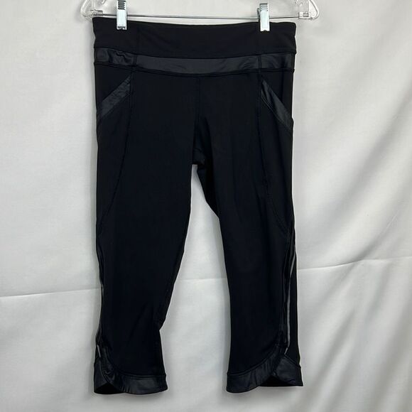 Lululemon savana satin trimmed leggings 21” EUC size 8 - Picture 1 of 11